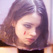 Na uwięzi - galeria zdjęć - filmweb