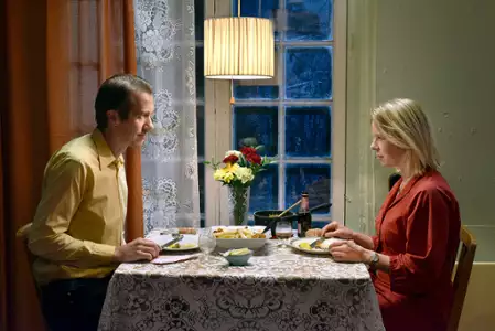 Opadające liście - galeria zdjęć - filmweb