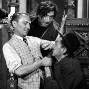Odd Man Out - galeria zdjęć - filmweb
