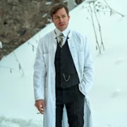 Davos. Wojna szpiegów - galeria zdjęć - filmweb