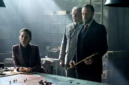 Davos. Wojna szpiegów - galeria zdjęć - filmweb
