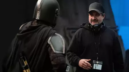 Disney za kulisami / Gwiezdne wojny: The Mandalorian - galeria zdjęć - filmweb
