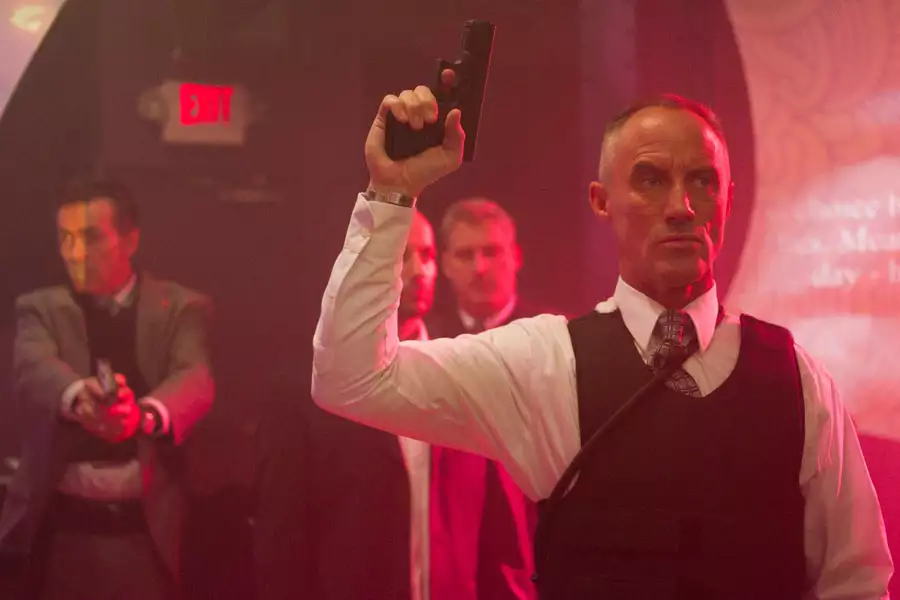 Protektor - galeria zdjęć - filmweb
