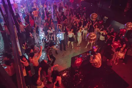 Hierarchia - galeria zdjęć - filmweb