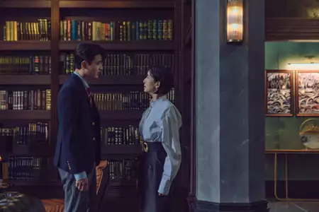 Hierarchia - galeria zdjęć - filmweb