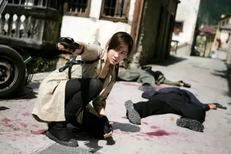 A-te-na: Jeon-jaeng-eui Yeo-sin - galeria zdjęć - filmweb