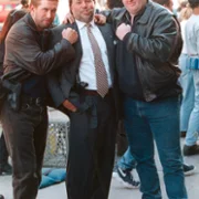 Twardy glina - galeria zdjęć - filmweb