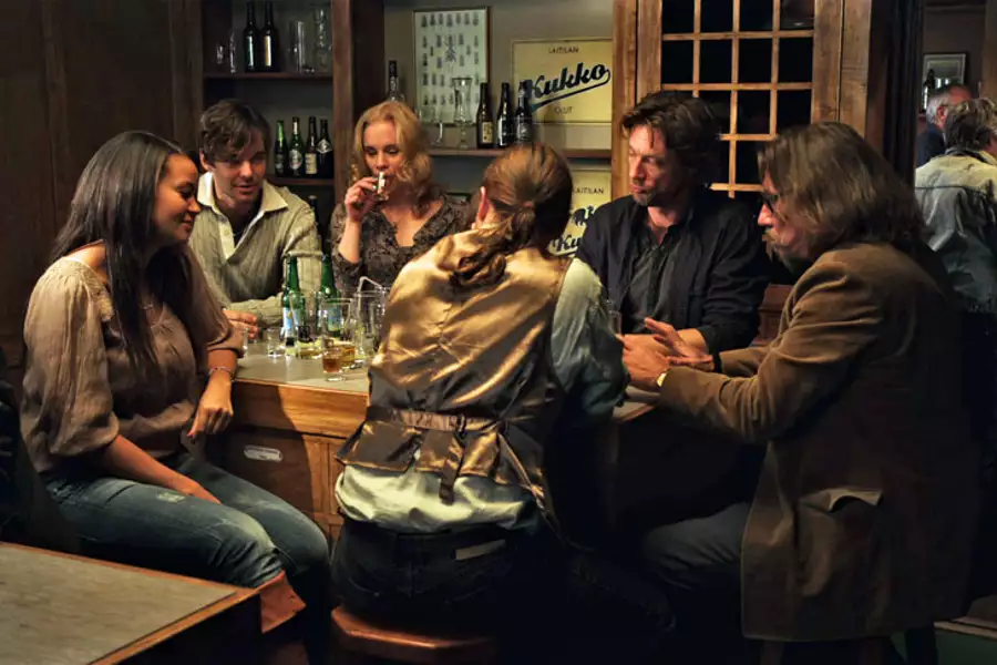 Vares: Tango w ciemności - galeria zdjęć - filmweb