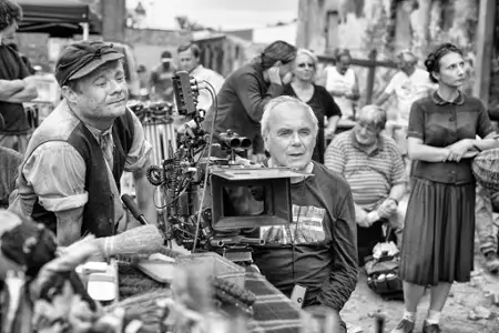 Malowany ptak - galeria zdjęć - filmweb