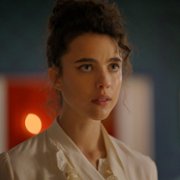 Margaret Qualley w Azyl