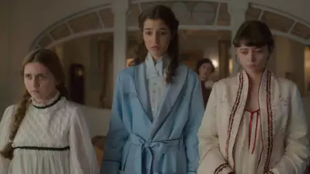 Przewodniczki młodych dam - galeria zdjęć - filmweb