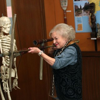 Profesor June Bauer