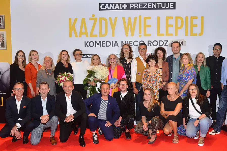 Każdy wie lepiej - galeria zdjęć - filmweb