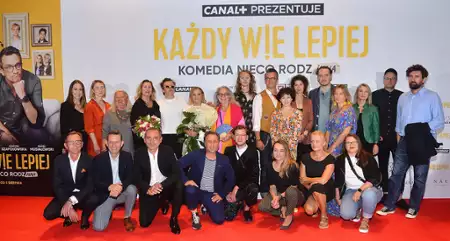 Każdy wie lepiej - galeria zdjęć - filmweb