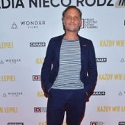 Każdy wie lepiej - galeria zdjęć - filmweb