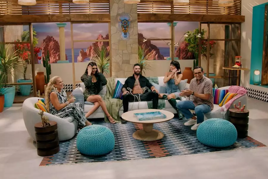 Sueltos en Los Cabos - galeria zdjęć - filmweb