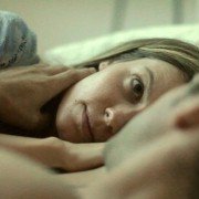Dziewczyna w masce lisicy - galeria zdjęć - filmweb