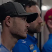 Kyle Larson vs The Double - galeria zdjęć - filmweb