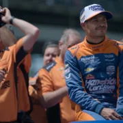 Kyle Larson vs The Double - galeria zdjęć - filmweb