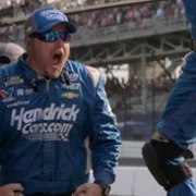 Kyle Larson vs The Double - galeria zdjęć - filmweb