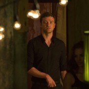 Runner, Runner - galeria zdjęć - filmweb