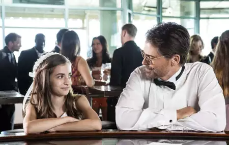 Piękna i zab&oacute;jcza - galeria zdjęć - filmweb