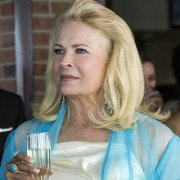 Beautiful & Twisted - galeria zdjęć - filmweb