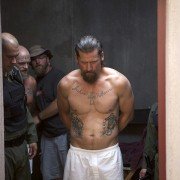 Shot Caller - galeria zdjęć - filmweb