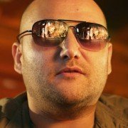 Nyukhach - galeria zdjęć - filmweb