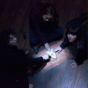 Diabelska plansza Ouija - galeria zdjęć - filmweb