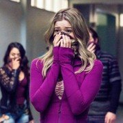 Freakish - galeria zdjęć - filmweb