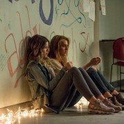 Freakish - galeria zdjęć - filmweb
