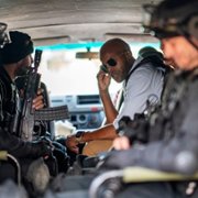 Tropiciele - galeria zdjęć - filmweb