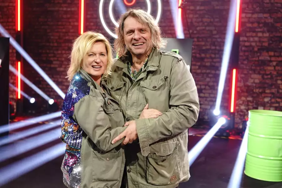 Power Couple - galeria zdjęć - filmweb