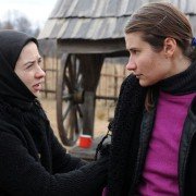 Za wzgórzami - galeria zdjęć - filmweb