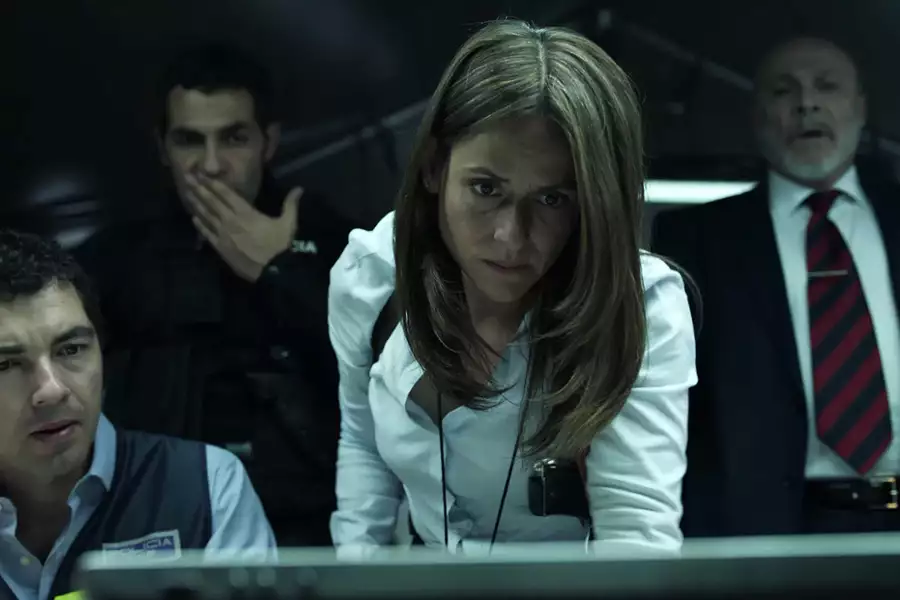 Dom z papieru - galeria zdjęć - filmweb
