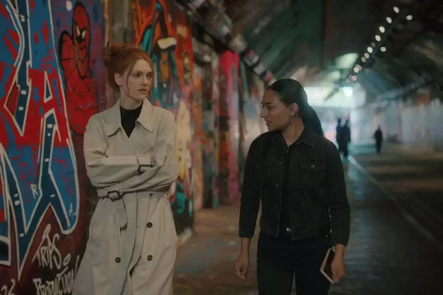 Geek Girl - galeria zdjęć - filmweb