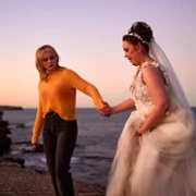 Totally Completely Fine - galeria zdjęć - filmweb