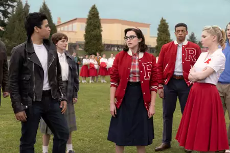 Grease: Rise of the Pink Ladies - galeria zdjęć - filmweb