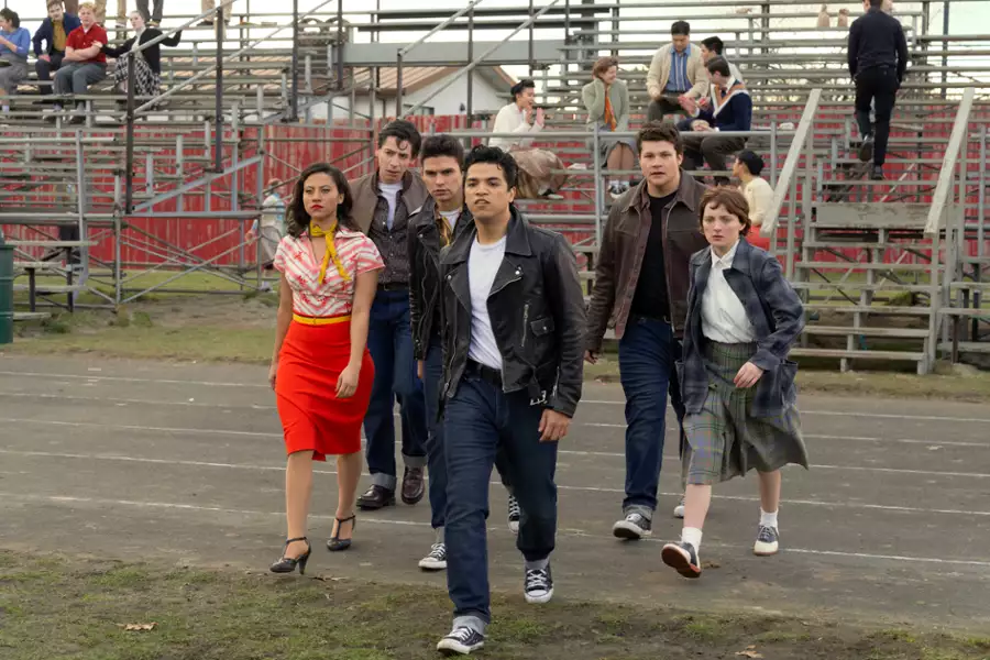 Grease: Rise of the Pink Ladies - galeria zdjęć - filmweb