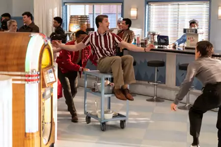 Grease: Rise of the Pink Ladies - galeria zdjęć - filmweb