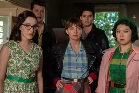Grease: Rise of the Pink Ladies - galeria zdjęć - filmweb