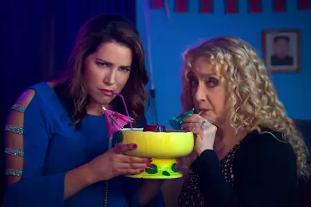Unbreakable Kimmy Schmidt: Kimmy kontra Wielebny - galeria zdjęć - filmweb