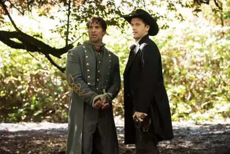 Legends of Tomorrow - galeria zdjęć - filmweb