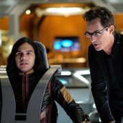 Legends of Tomorrow - galeria zdjęć - filmweb