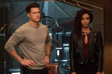 Legends of Tomorrow - galeria zdjęć - filmweb