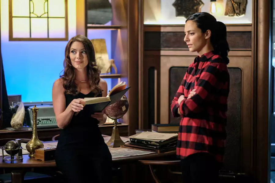 Legends of Tomorrow - galeria zdjęć - filmweb
