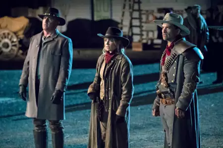 Legends of Tomorrow - galeria zdjęć - filmweb