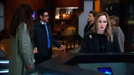 Legends of Tomorrow - galeria zdjęć - filmweb