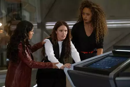 Legends of Tomorrow - galeria zdjęć - filmweb